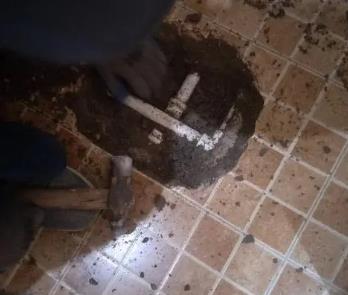 木垒哈萨克卫生间漏水维修公司为您分享下卫生间渗水如何处理及注意事项