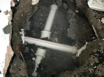 木垒哈萨克阳台漏水维修公司为您分享楼上楼下漏水怎么处理